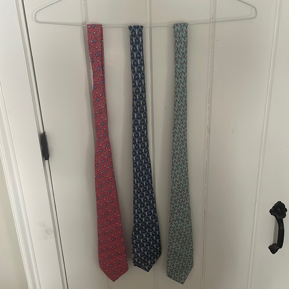 Vineyard Vines Kids Ties 3 pack for $50